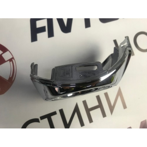 Кронштейн фари протитуманної лівий Ford Focus 3 2011-2017 330654